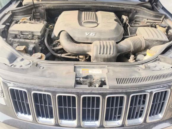 [南京·苏A] 二手Jeep大切诺基2014款 3.0L 舒享导航版