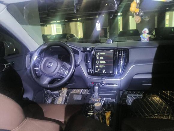 [深圳·粤B] 二手沃尔沃沃尔沃XC602019款 T5 四驱智逸版 国VI