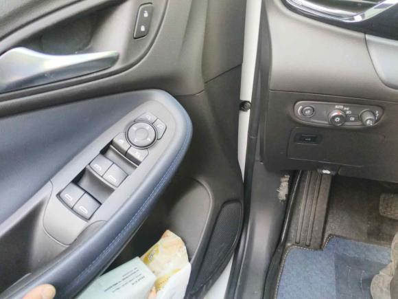 [青岛·鲁B] 二手别克昂科拉GX2022款 332T CVT两驱豪华型