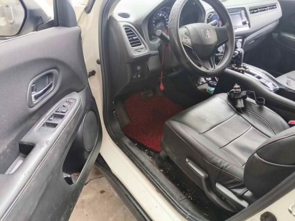 [广州·赣B] 二手本田缤智2017款 1.5L CVT两驱舒适型