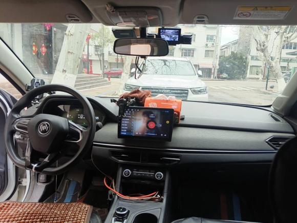 [义乌·浙G] 二手威马汽车威马E.52021款 500 即客行