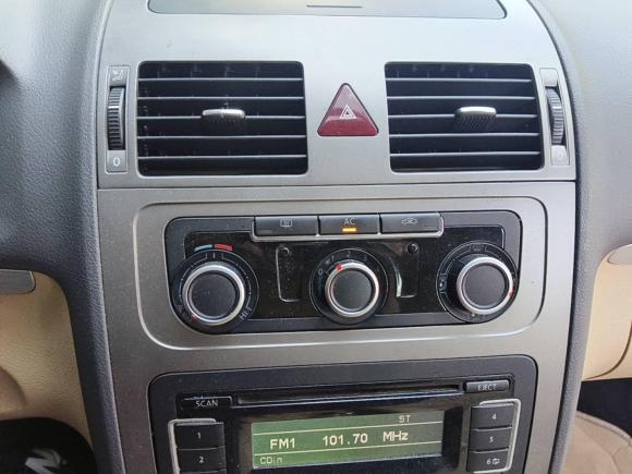 [上海·赣L] 二手大众途安2011款 1.4T DSG智雅版5座