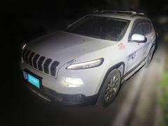 [武汉·鄂A] Jeep自由光2016款 2.4L 优越版