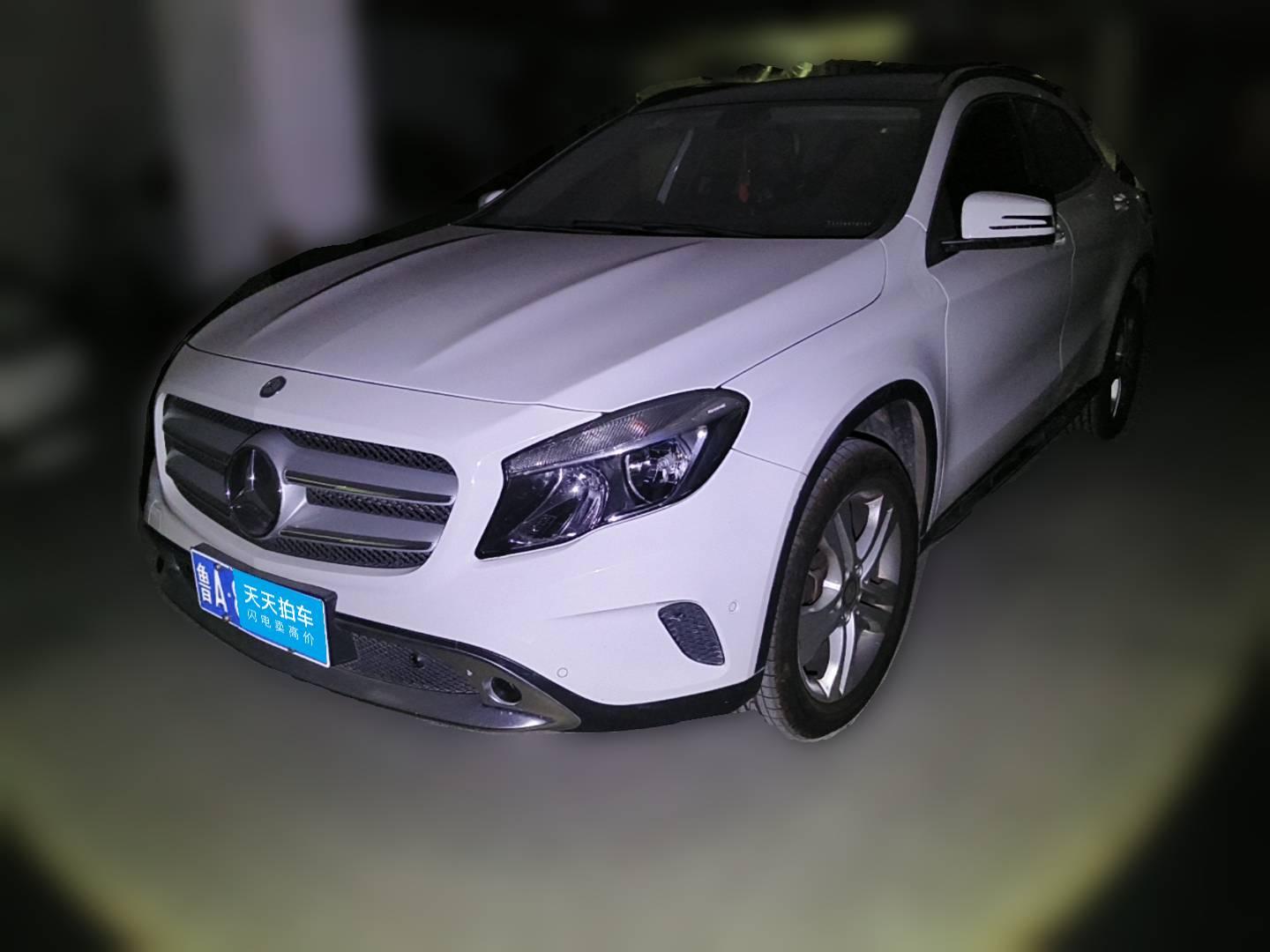 [济南·鲁A] 奔驰奔驰GLA2015款 GLA 200 动感型