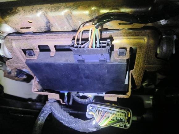 [深圳·粤B] 二手Jeep大切诺基2011款 3.6L 豪华导航版