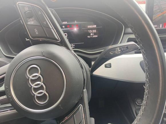 [广州·粤S] 二手奥迪奥迪A4L2022款 40 TFSI 时尚动感型