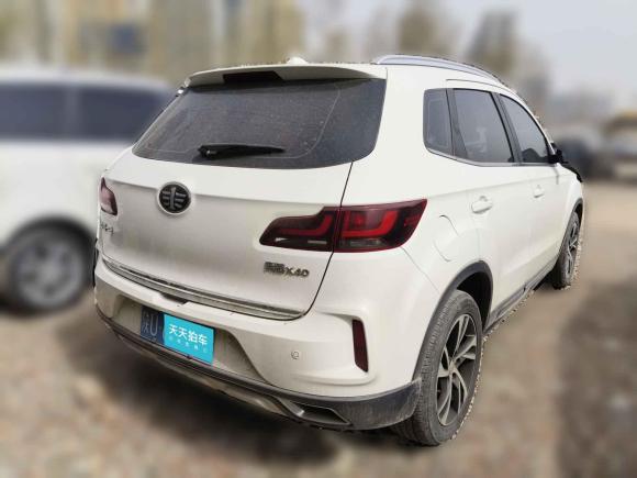 [西安·陕U] 二手奔腾奔腾X402019款 1.6L 手动豪华型 国VI