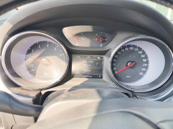 [南通·苏F] 二手别克威朗2016款 两厢 15S 自动进取型