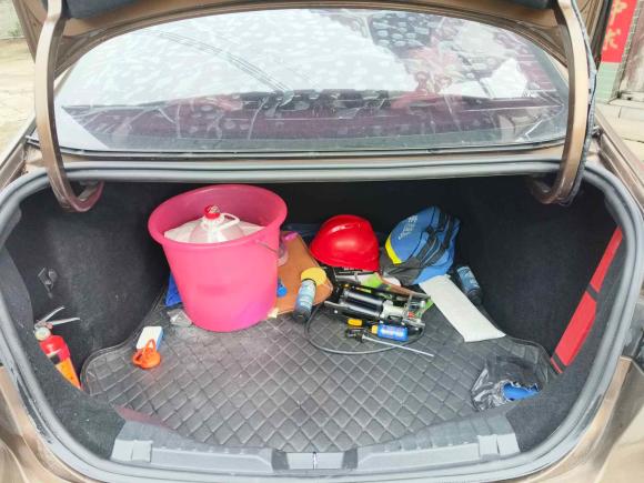 [佛山·粤X] 二手福特福睿斯2017款 改款 1.5L 自动舒适型