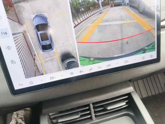 [上海·沪A] 二手比亚迪海豹062025款 DM-i 智驾版 80KM豪华型