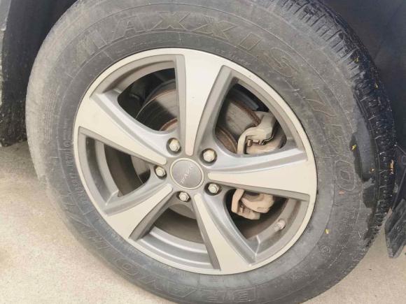 [上海·桂C] 二手哈弗哈弗H62015款 改款 运动版 1.5T 手动两驱精英型