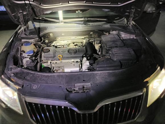 [上海·沪B] 二手斯柯达速派2013款 1.4TSI DSG名仕版