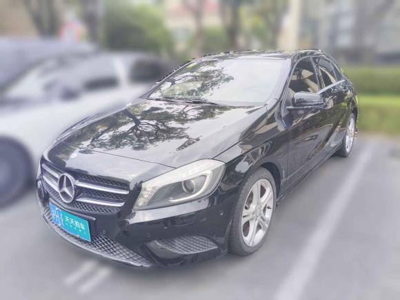 奔驰奔驰A级2015款 A 180「上海二手车」「天天拍车」