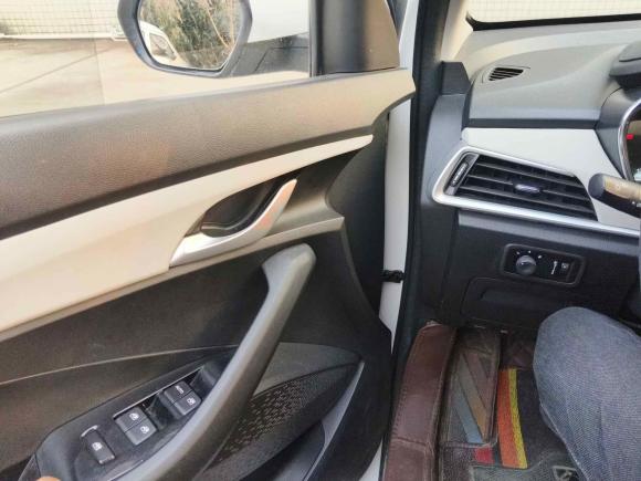 [南通·苏G] 二手宝骏宝骏3602019款 1.5L CVT豪华型 国VI