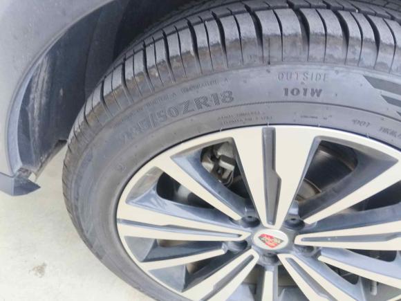 [上海·沪C] 二手荣威荣威RX52020款 20T 自动4G互联超越旗舰版