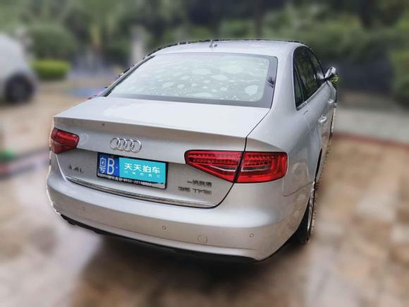 [深圳·粤B] 二手奥迪奥迪A4L2013款 35 TFSI 自动技术型