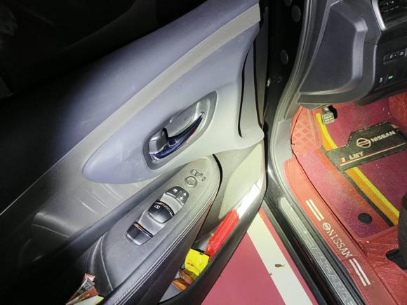 [佛山·粤E] 二手日产楼兰2017款 2.5L XL 两驱智尚版