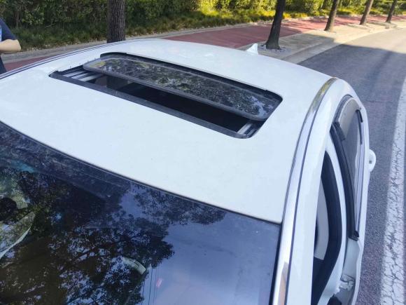 [上海·沪A] 二手荣威荣威e5502016款 尊享版