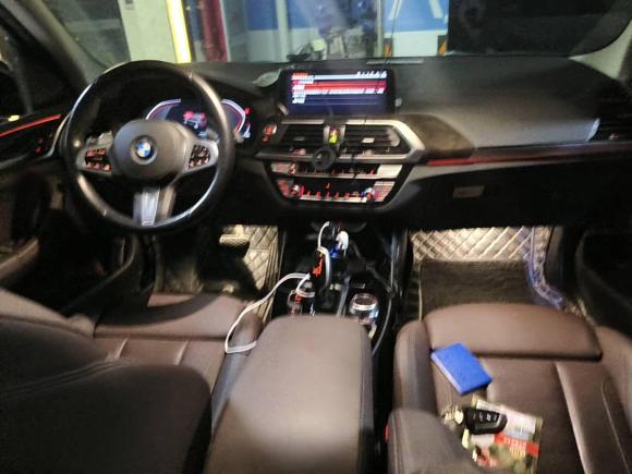 [上海·沪H] 二手宝马宝马X32021款 xDrive30i 领先型 M运动套装