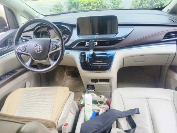 [深圳·粤B] 二手别克别克GL82020款 陆上公务舱 652T 豪华型