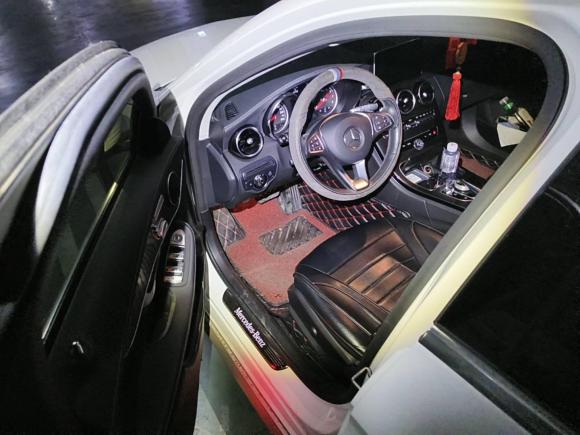 [成都·川A] 二手奔驰奔驰C级2017款 C 200 L 运动版