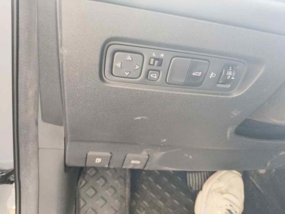 [杭州·浙B] 二手长安长安UNI-V2022款 1.5T 尊贵型