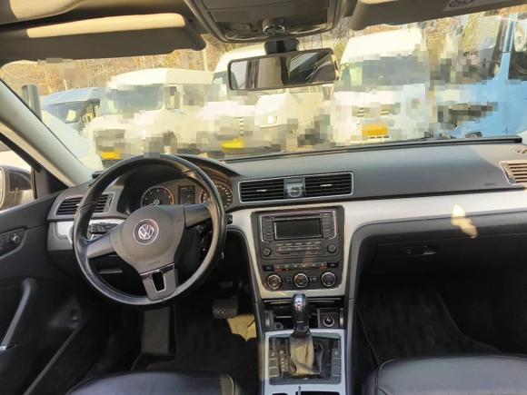 [上海·沪G] 二手大众帕萨特2014款 1.8TSI DSG尊荣版