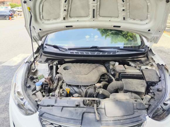 [南昌·沪C] 二手现代朗动2016款 1.6L 手动尊贵型