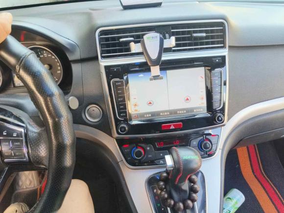 [上海·皖A] 二手哈弗哈弗H62015款 运动版 1.5T 自动两驱豪华型