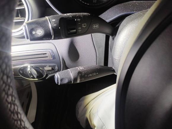 [青岛·鲁B] 二手奔驰奔驰GLC2016款 GLC 260 4MATIC 动感型