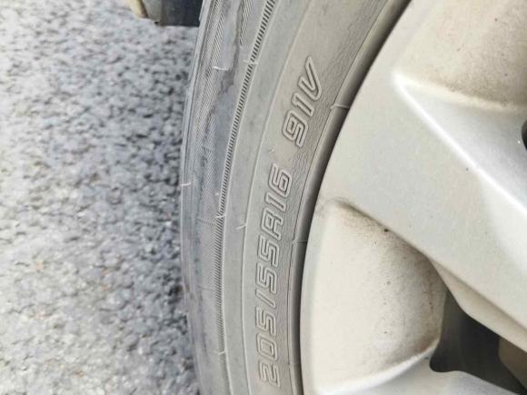 [上海·沪C] 二手现代朗动2016款 1.6L 自动尊贵型