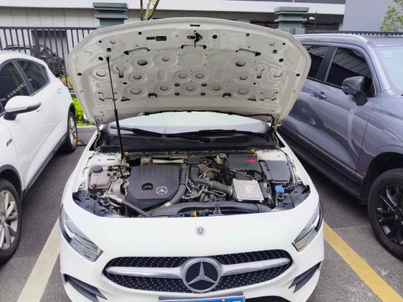 [杭州·浙A] 二手奔驰奔驰A级2021款 改款 A 180 L 运动轿车