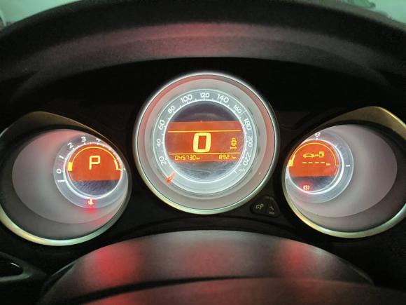 [上海·沪C] 二手雪铁龙雪铁龙C4L2014款 1.8L 智驱版 自动劲智型