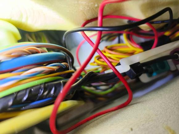 [武汉·鄂A] 二手沃尔沃沃尔沃V402017款 T3 智雅版