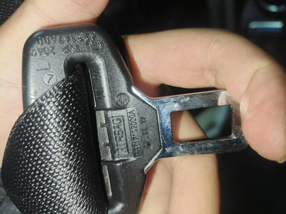 [合肥·皖A] 二手奔驰奔驰C级2017款 C 200 L 运动版