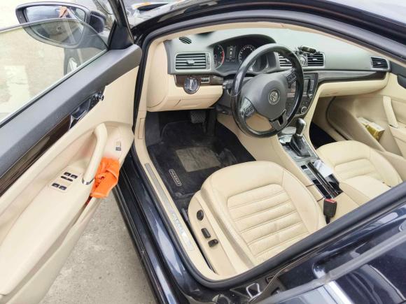 [上海·皖B] 二手大众帕萨特2013款 1.8TSI DSG御尊版