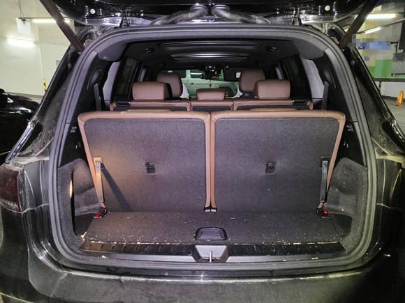 [武汉·鄂A] 二手奔驰奔驰GLB2022款 改款 GLB 200 时尚型