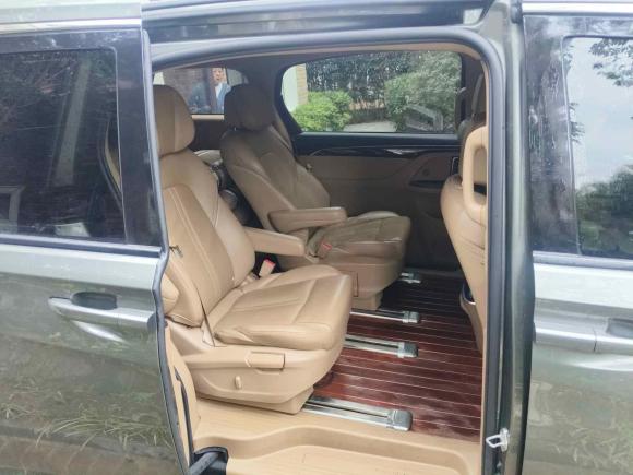 [上海·沪A] 二手别克别克GL82017款 ES 28T 尊享型 国V