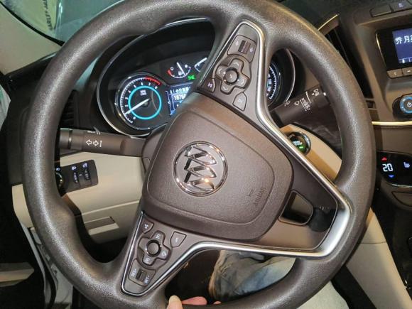 [杭州·浙A] 二手别克君威2015款 2.0L 精英时尚型