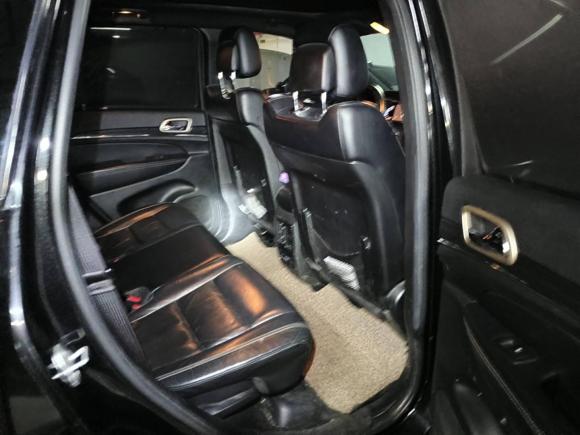 [上海·沪A] 二手Jeep大切诺基2014款 3.0L 舒享导航版