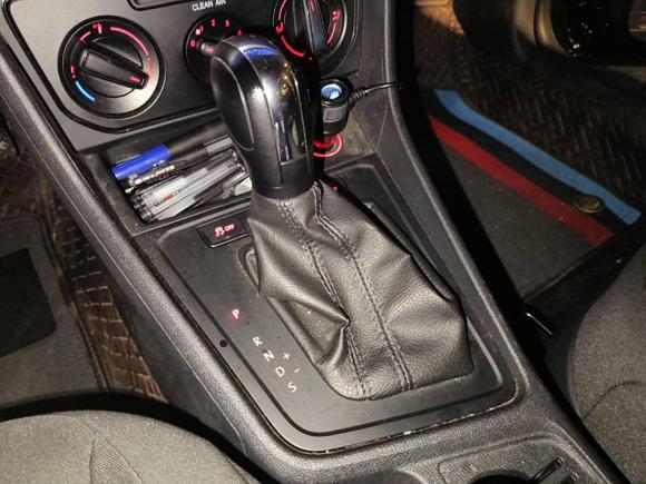 [武汉·鄂A] 二手大众朗逸2017款 1.6L 自动风尚版