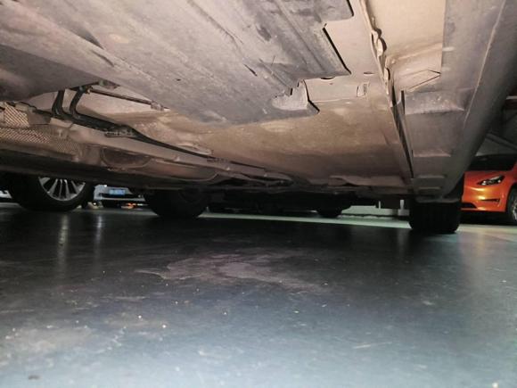 [深圳·粤B] 二手福特福克斯2012款 三厢 1.6L 自动舒适型