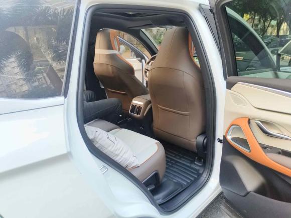 [深圳·粤B] 二手比亚迪宋Pro新能源2022款 DM-i 51km 尊贵型