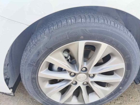 [济南·鲁A] 二手别克别克GL62021款 323T 轻混动互联豪华型