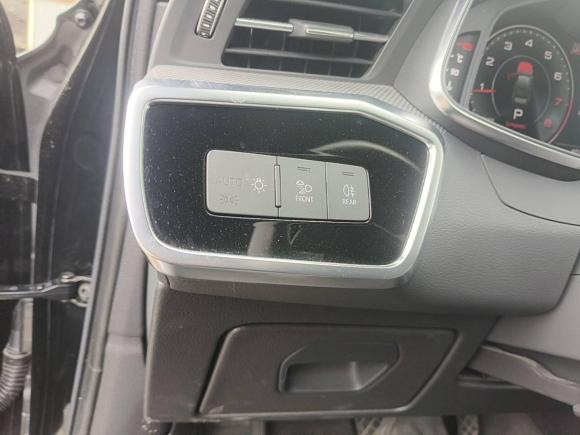 [广州·粤E] 二手奥迪奥迪A6L2021款 45 TFSI 进享人生版