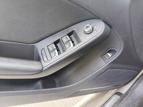 [金华·浙G] 二手奥迪奥迪A4L2016款 35 TFSI 自动舒适型