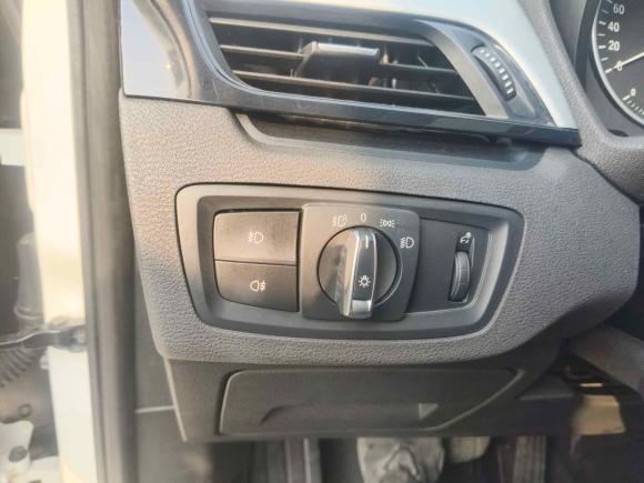 [广州·粤A] 二手宝马宝马X12016款 sDrive18Li 尊享型