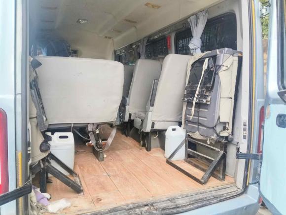 [宁波·沪C] 二手依维柯依维柯褒迪2014款 3.0TA42 17座F1C