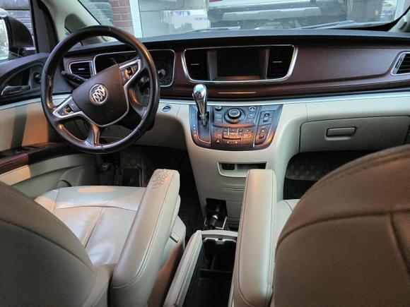 [西安·陕A] 二手别克别克GL82017款 25S 豪华型 国V