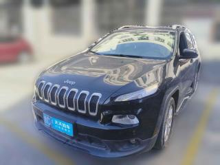 Jeep自由光2016款 2.0L 优越版